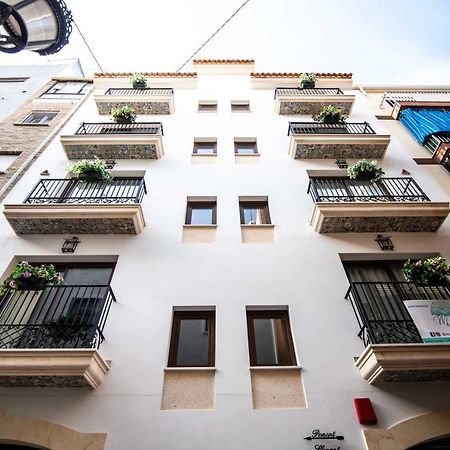 Maremar Suites Benidorm Exteriör bild